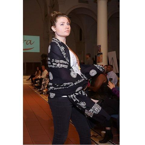 Medistations OMSutra Karma Mantra Yoga Prayer Shawl
